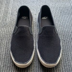 UGG Slip-on Sneaker / Size 7